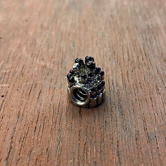 Vintage 925 Sterling Silver Pampered Chef Spice Turnabout Slide Charm - Picture 2 of 4